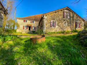 Propriété familiale avec gîte