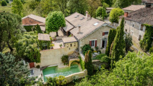 Propriété de campagne, gîte et dépendances